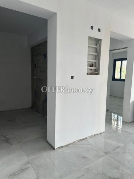 MODERN TWO BEDROOM APARTMENT IN MONI - 9