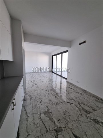 New 3 Bedroom Apartment With Exclusive Use Of 2kw Photovoltaics  In A  - 4