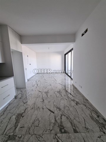 New 3 Bedroom Apartment With Exclusive Use Of 2kw Photovoltaics  In A  - 3