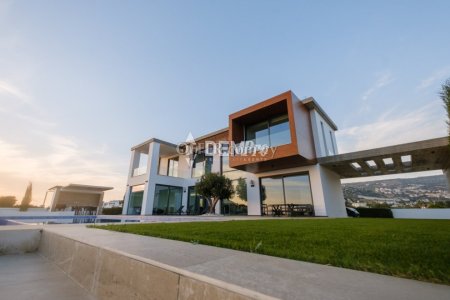 Villa For Rent in Peyia, Paphos - DP4489 - 4
