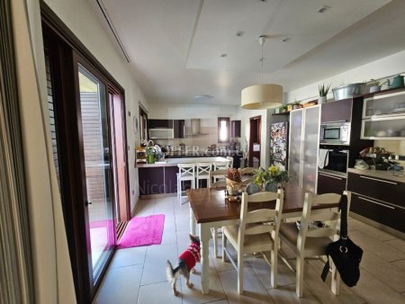 Three Bedroom House with Basement and Private Swimming Pool for Sale in Engomi Nicosia - 3