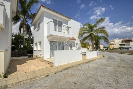 3 Bed Detached Villa for Rent in Paralimni, Ammochostos - 10