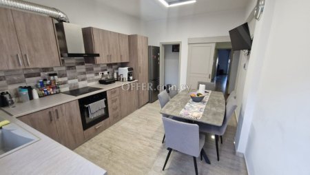 3 Bed Apartment for sale in Apostolou Petrou & Pavlou, Limassol - 10