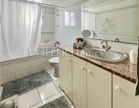 Spacious three bedrooms apartment is now available for sale in Strovolos area. - 6