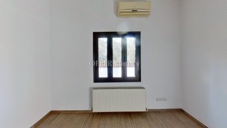 Ground floor detached house in Lythrodontas Nicosia - 3