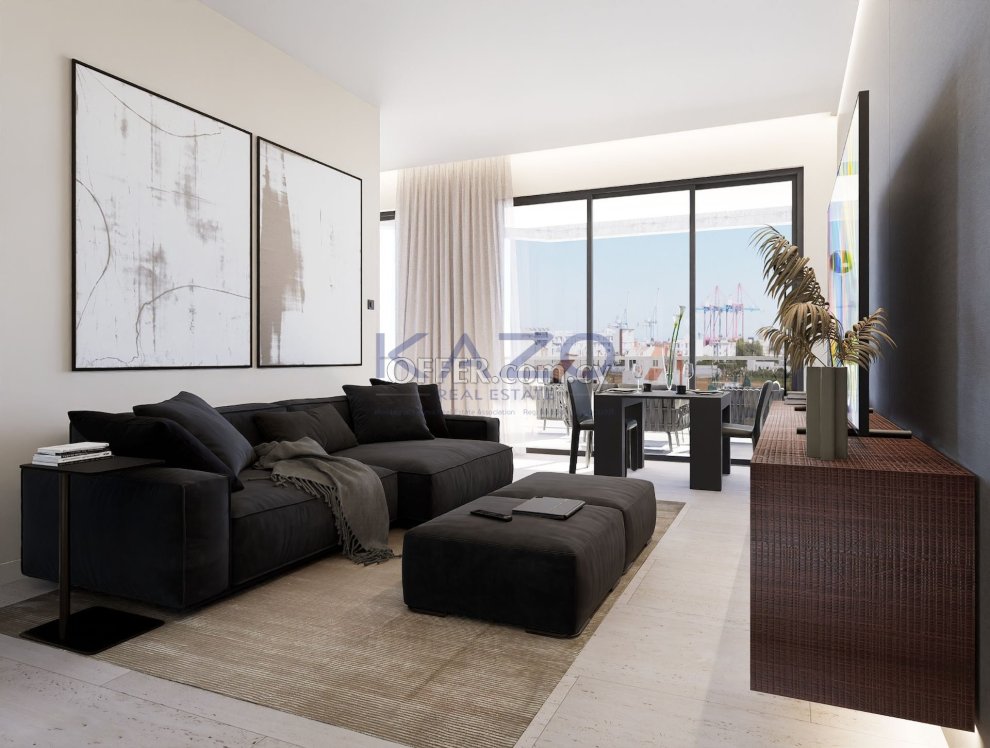 Top Floor Apartment with Roof Garden in Zakaki, Limassol - 4