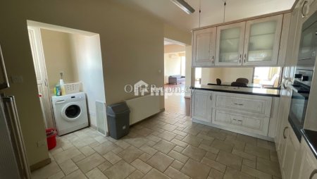 3-bedroom apartment to rent - 2