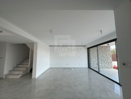 4 Bedroom Villa for Sale in Geroskipou Paphos - 5