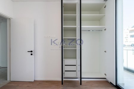 Top Floor Luxury Two Bedroom Apartment in Mesa Geitonia, Limassol - 4
