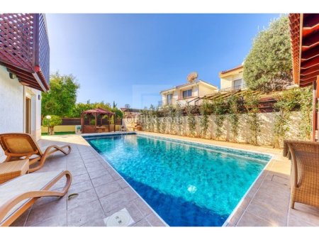 Classic four bedroom villa with mature garden and pool in Neapolis area - 6