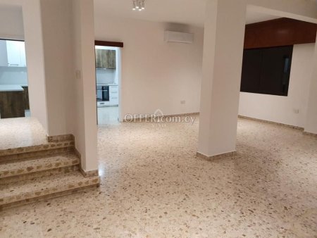 BEAUTIFUL THREE BEDROOM APARTMENT  IN MESA GETONIA - 10