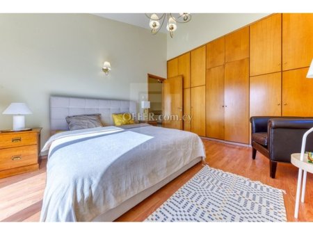 Classic four bedroom villa with mature garden and pool in Neapolis area - 3