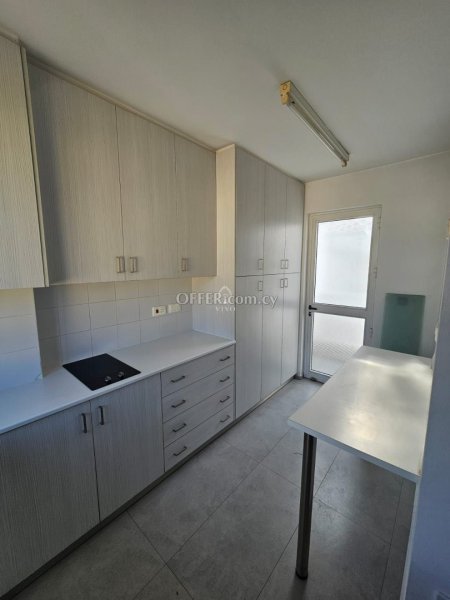 OFFICE SPACE OF 170 M2 IN ANAVARGOS -PAPHOS - 6