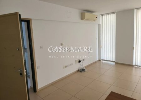 Two Bedroom Apartment in Egκomi - 8