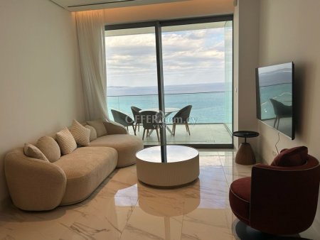 STUNNING BRAND NEW MODERN SEA FRONT APARTMENT IN LIMASSOL - 9