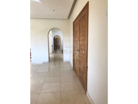 Luxury tuscan style four bedroom detached villa in Kato Polemidia - 7