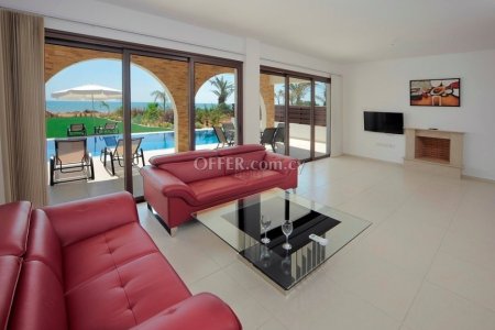 Magnificent Living, Amazing Sea Front Villa in Ayia Thekla - 13