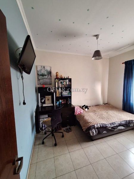 Bungalow with 2 Bedrooms in Paralimni - 3