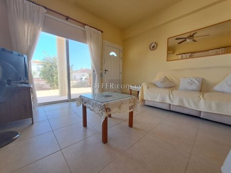 Spacious Detached House with 3 Bedrooms in Ayia Thekla - 9