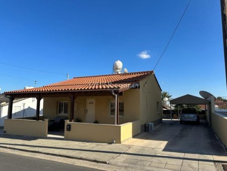 Bungalow with 2 Bedrooms in Paralimni - 13