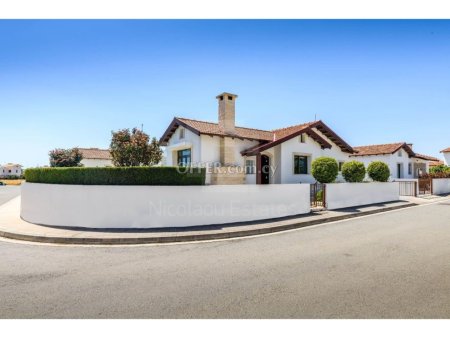 Gorgeous 3 bedroom resale villa in Ayia Thekla area of Ayia Napa - 10