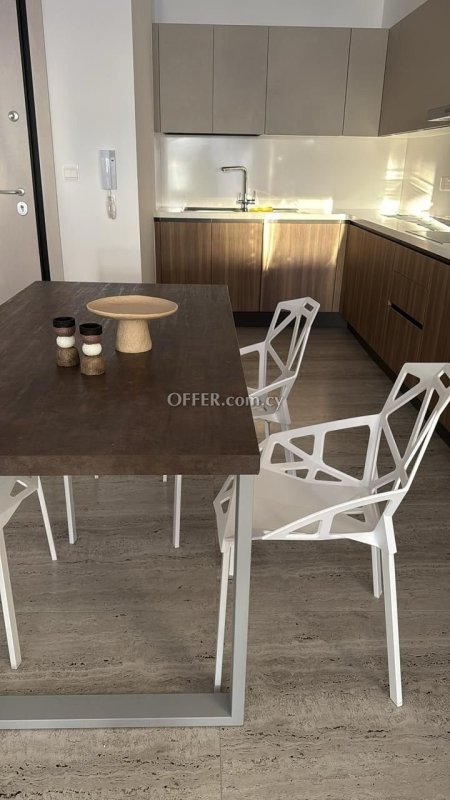 Modern 2 Bedroom Apartment walking distance to the sea - 11