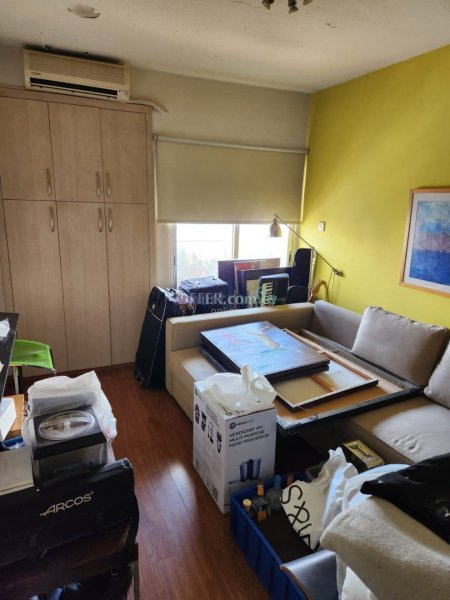 3 Bedroom Apartment For Sale Limassol - 10