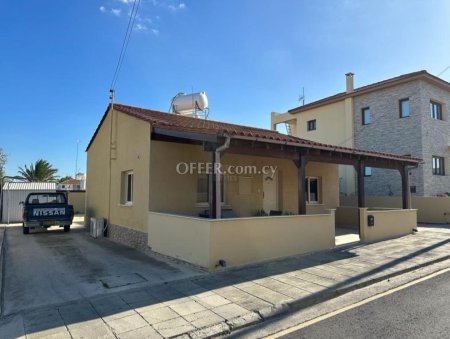 Bungalow with 2 Bedrooms in Paralimni - 12