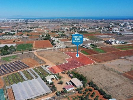 Share 1/2 residential plot in Deryneia - 8
