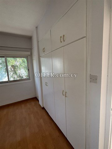 Spacious And Bright 3 Bedroom Apartment  / Rent In Strovolos, Nicosia - 5