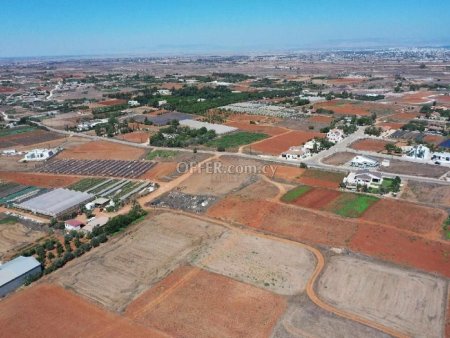 Share 1/2 residential plot in Deryneia - 4