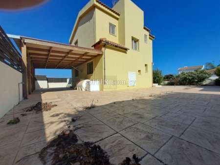Spacious Detached House with 3 Bedrooms in Ayia Thekla - 15