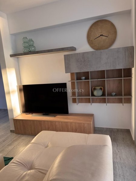 Modern 2 Bedroom Apartment walking distance to the sea - 4