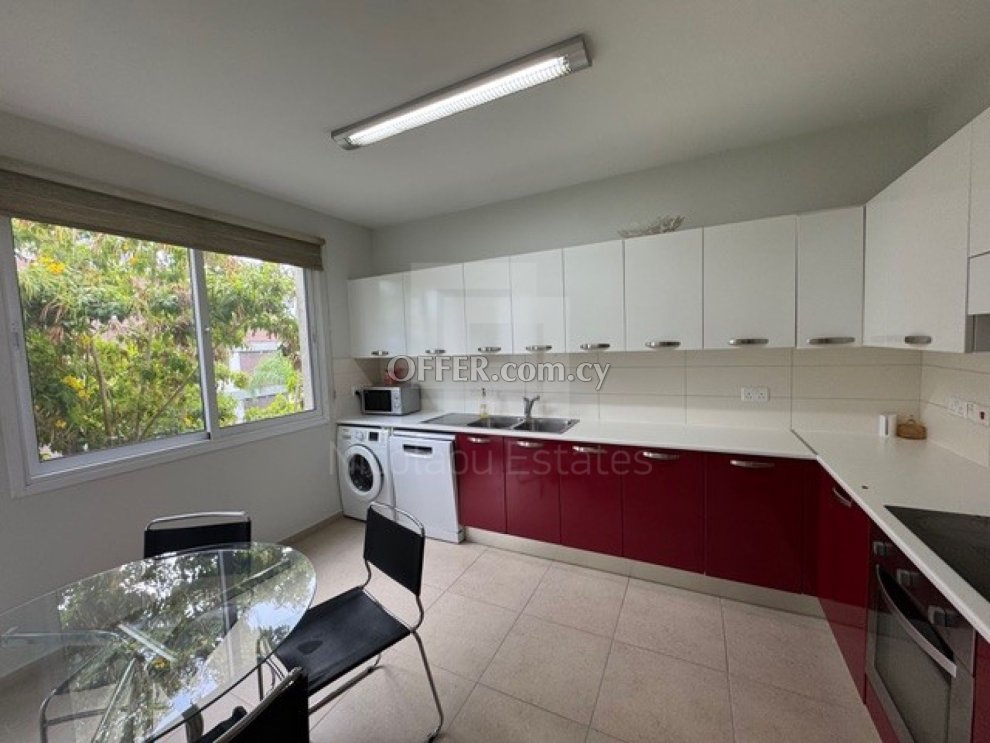 Two bedroom apartment in a gated complex in Potamos Germasogeia tourist area - 4