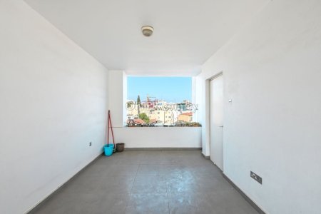 2 Bed Apartment for Rent in City Center, Larnaca - 3
