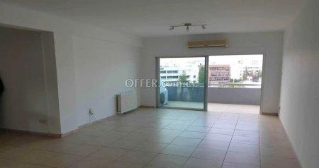 For Sale €205,000 Apartment 3 bedrooms Strovolos Nicosia