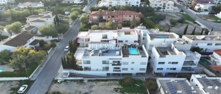 For Sale €395,000 Apartment 4 bedrooms Egkomi Nicosia