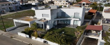 For Sale €360,000 House 5 bedrooms Lakatameia, Lakatamia Nicosia