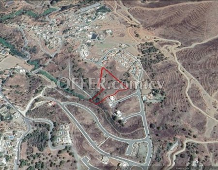 Residential land 8188 m² - 8