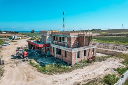 4 Bed Detached Villa for Sale in Pervolia, Larnaca - 3