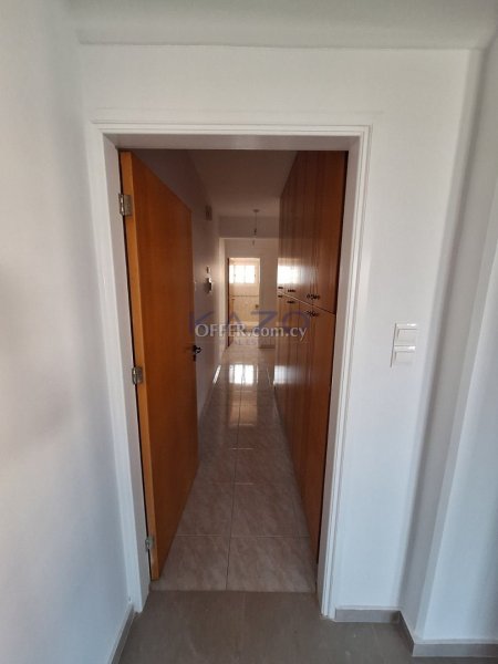 Spacious Unfurnished Top Floor Apartment for Rent Ypsonas - 2