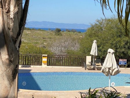 Stunning 2-Bedroom Ground Floor Apartment with Big Veranda - 4