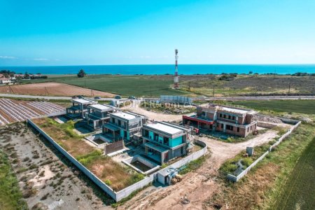 4 Bed Detached Villa for Sale in Pervolia, Larnaca - 11