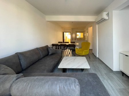 Stunning 2-Bedroom Ground Floor Apartment with Big Veranda - 17