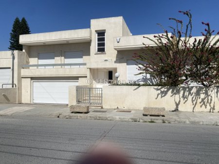 Large house ideal for an office in Kapsalos. - 9
