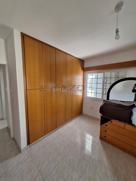 Spacious Unfurnished Top Floor Apartment for Rent Ypsonas - 9