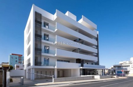 Commercial (Shop) in Strovolos, Nicosia for Sale - 3