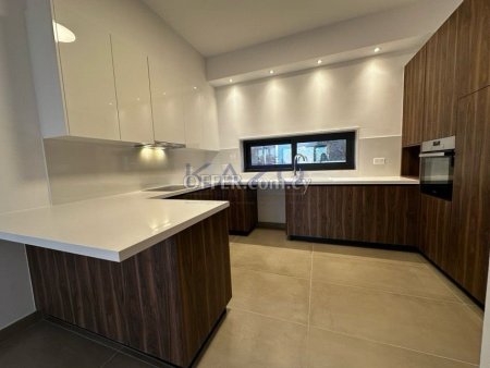 Detached House for Rent in Erimi with 3 Bedrooms - 11