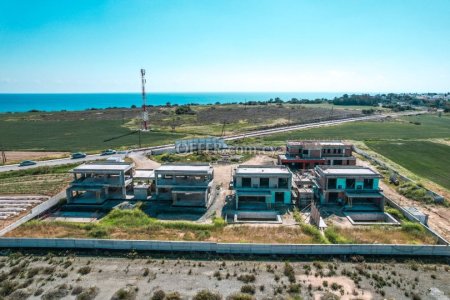 4 Bed Detached Villa for Sale in Pervolia, Larnaca - 9