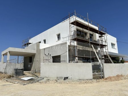 New modern three bedroom house in Latsia area Nicosia - 8